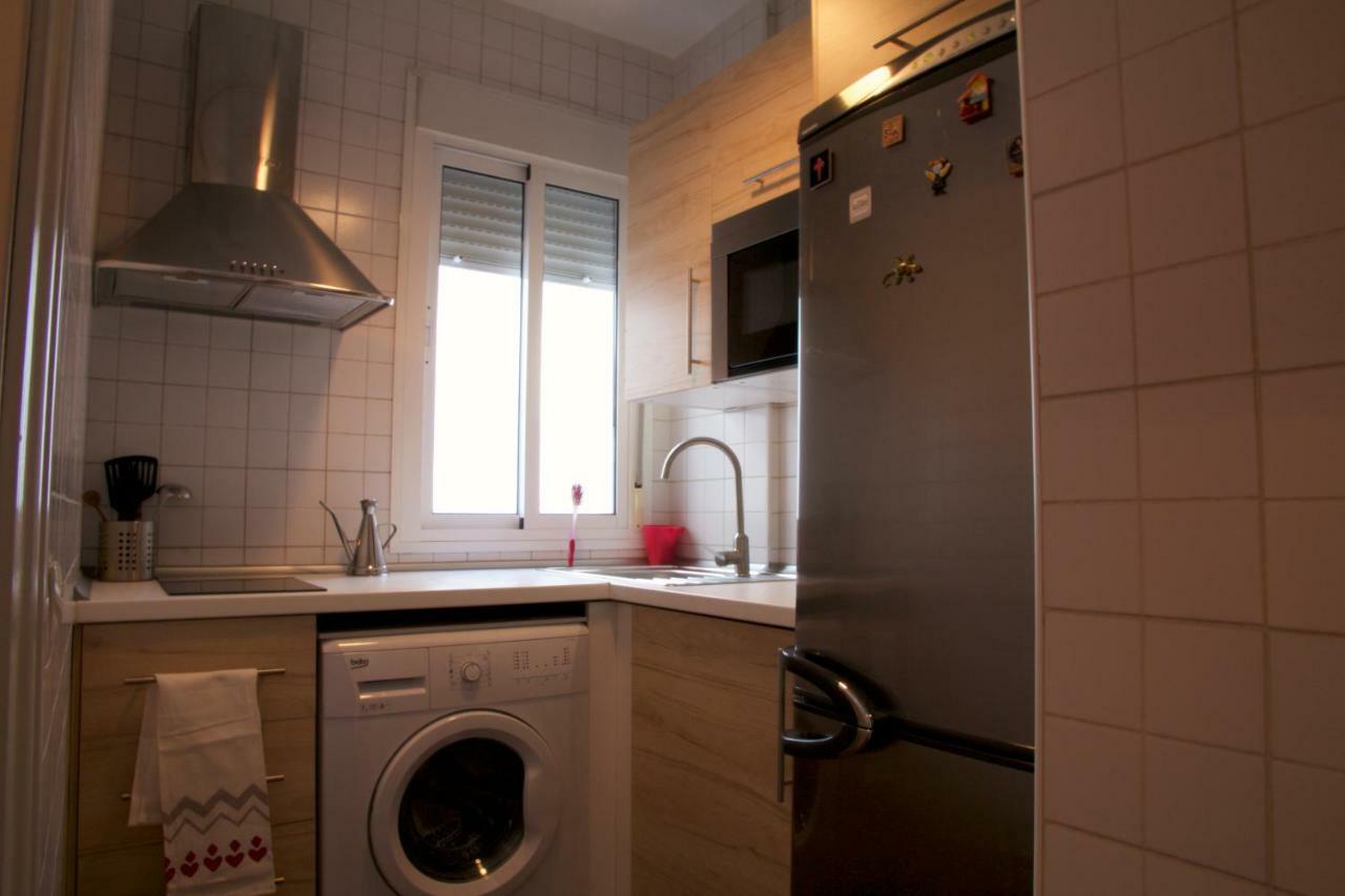 Apartamento San Benito C Севиля Екстериор снимка